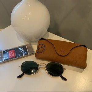 - Ray-ban oval sunglasses